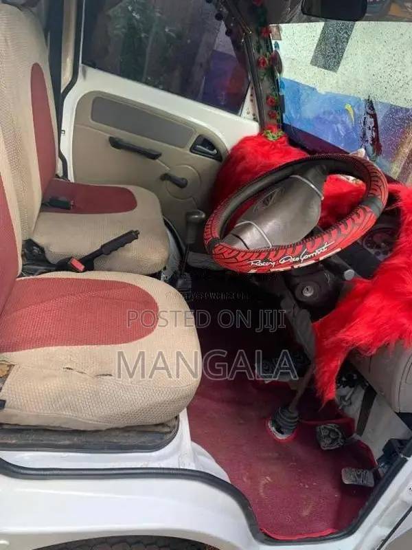 Mahindra Maxximo Plus Vx 2015 Lorry (Used)