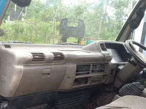 Isuzu ELF 1980 Lorry (Used)