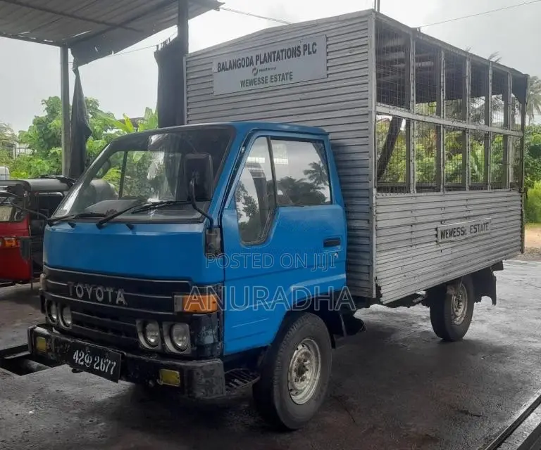Toyota Dyna 1988 Lorry (Used)