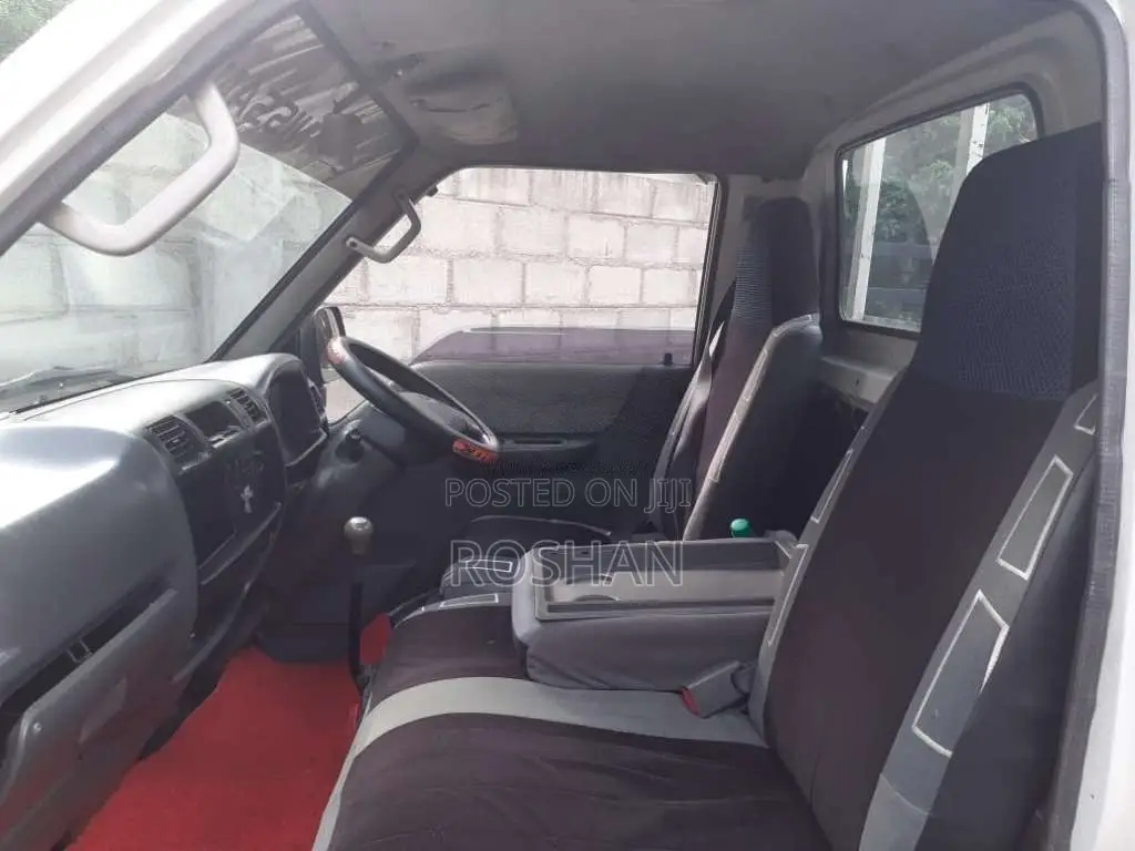 Nissan Vanette 2001 Lorry (Used)