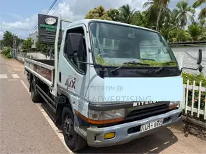 Mitsubishi Canter 2009 Lorry (Used)