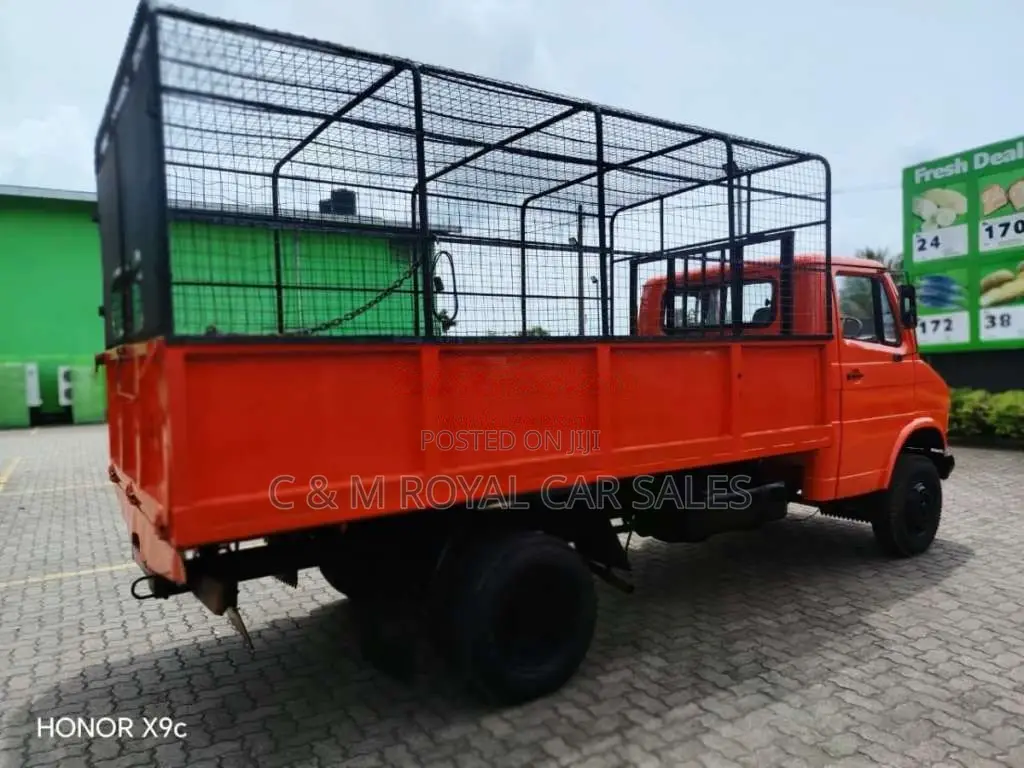 Tata 60B37 1988 Lorry (Used)