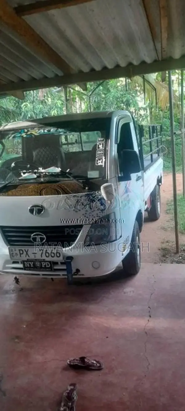 Tata Dimo Lokka 2014 Lorry (Used)