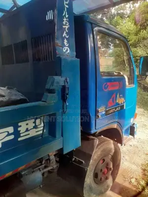 Nissan Ud 1996 Lorry (Used)