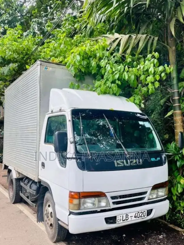 Isuzu NHR69 2002 Lorry (Used)