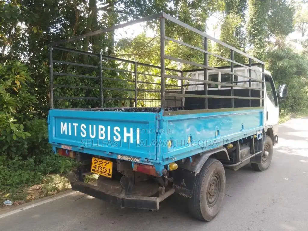 Mitsubishi Canter 1993 Lorry (Used)