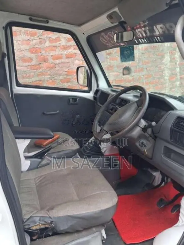 Mitsubishi Minicab 2001 Lorry (Used)