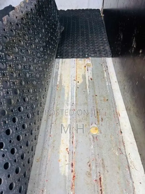 Daihatsu Hijet 2002 Lorry (Used)