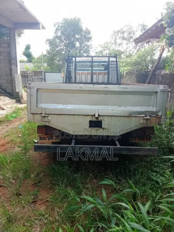 Mitsubishi Canter 1981 Lorry (Used)
