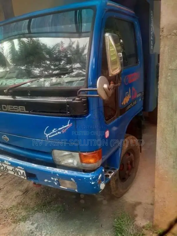 Nissan Ud 1996 Lorry (Used)