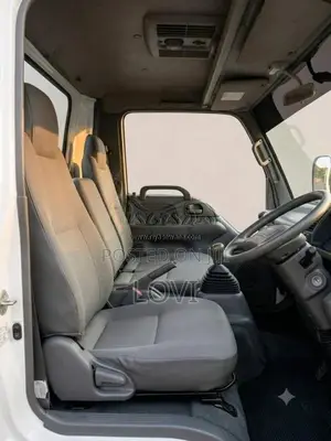 Isuzu Boom Truck 1993 Lorry (Used)