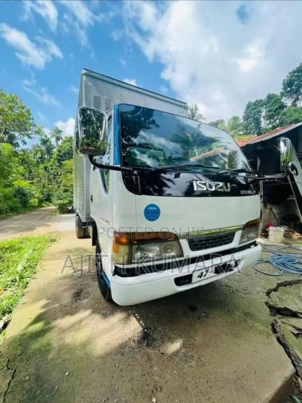 Isuzu NKR 1989 Lorry (Used)
