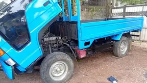 Isuzu ELF 1987 Lorry (Used)