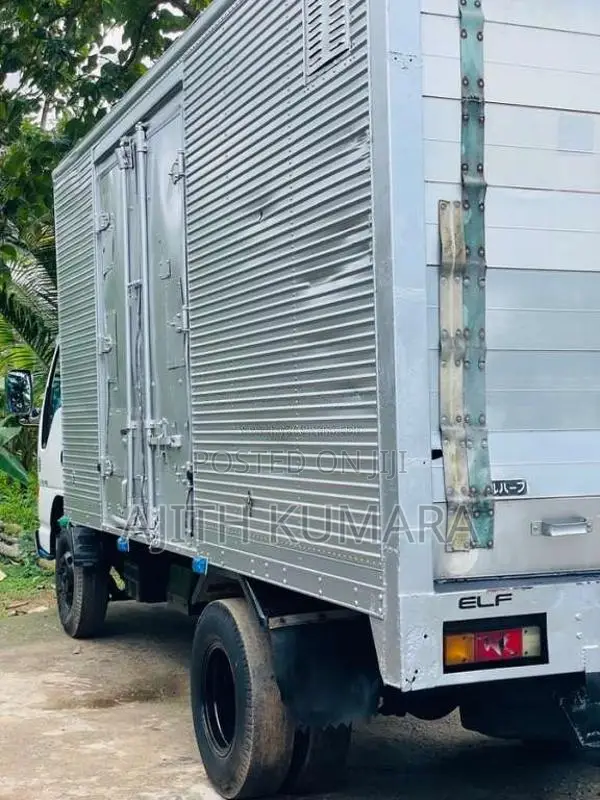 Isuzu NKR 1989 Lorry (Used)