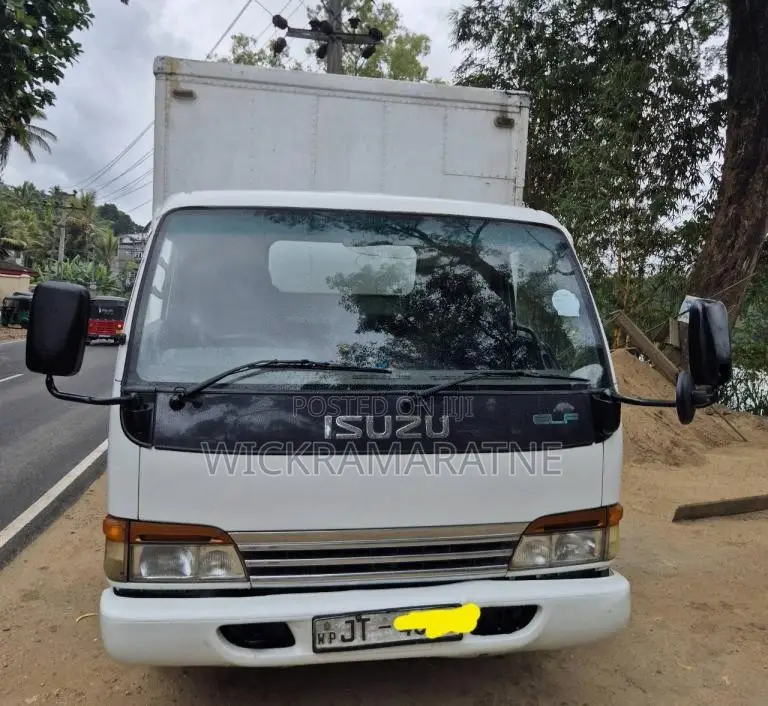 Isuzu NKR71L 2000 Lorry (Used)