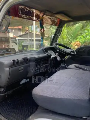 Isuzu Elf 250 2002 Lorry (Used)