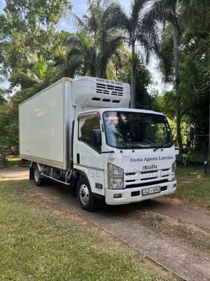 Isuzu 14.5 ELF 2014 Lorry (Used)