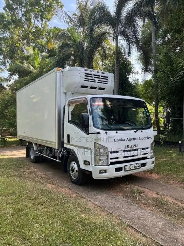 Isuzu 14.5 ELF 2014 Lorry (Used)