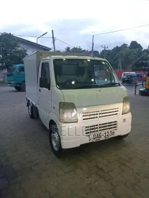 Suzuki Freezer-5 2018 Lorry (Used)