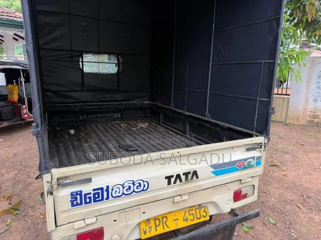 Tata Dimo Batta 2011 Lorry (Used)