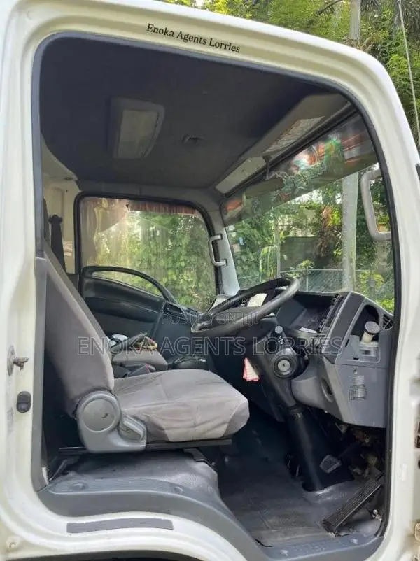 Isuzu 14.5 ELF 2014 Lorry (Used)
