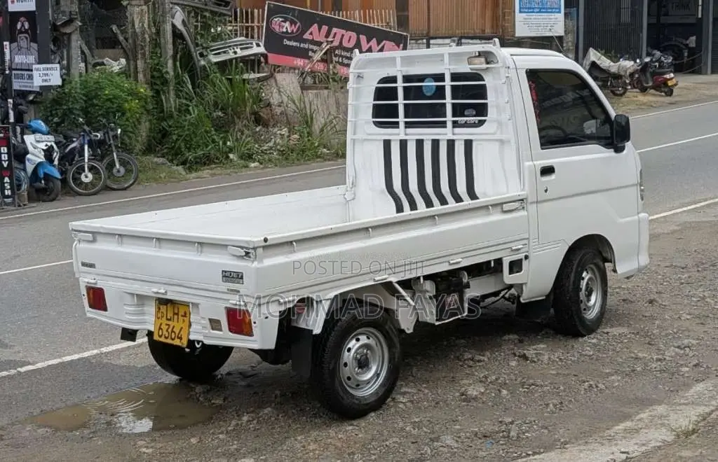 Daihatsu Hijet S200p 2003 Lorry (Used)