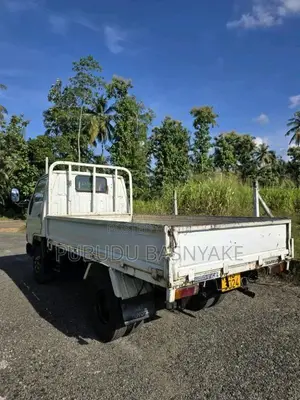 Toyota Dyna 1998 Lorry (Used)