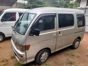 Daihatsu Hijet 2003 Van (Used)