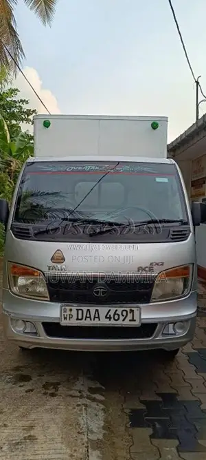 Tata Dimo Batta EX2 2015 Lorry (Used)
