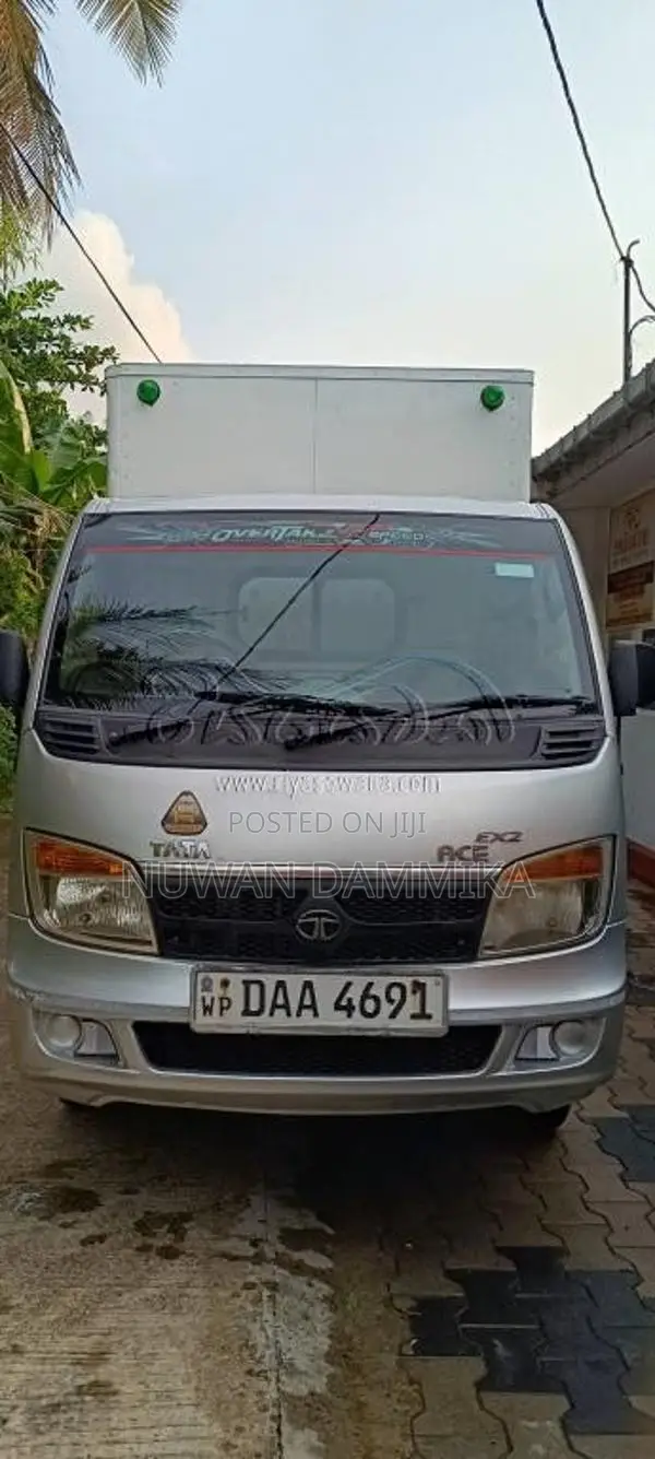 Tata Dimo Batta EX2 2015 Lorry (Used)