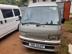Daihatsu Hijet 2003 Van (Used)