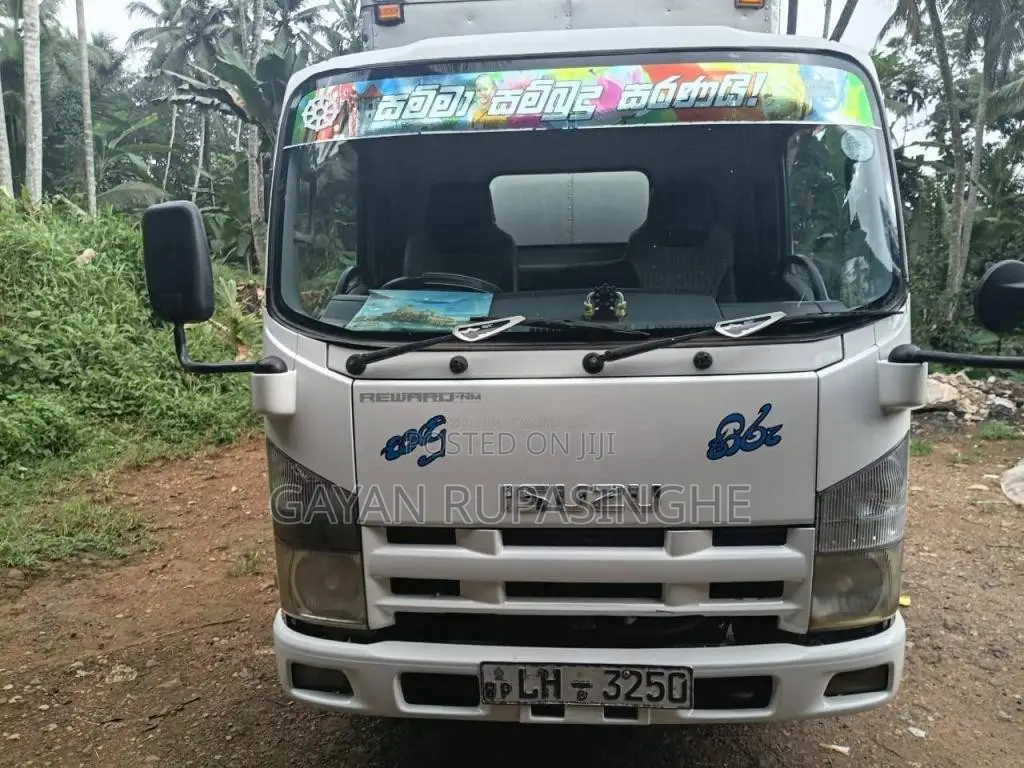 Isuzu NMR71 2009 Lorry (Used)