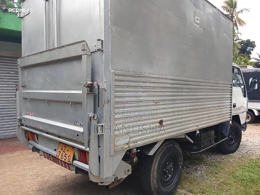 Mitsubishi Canter 1986 Lorry (Used)