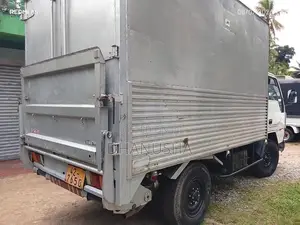 Mitsubishi Canter 1986 Lorry (Used)