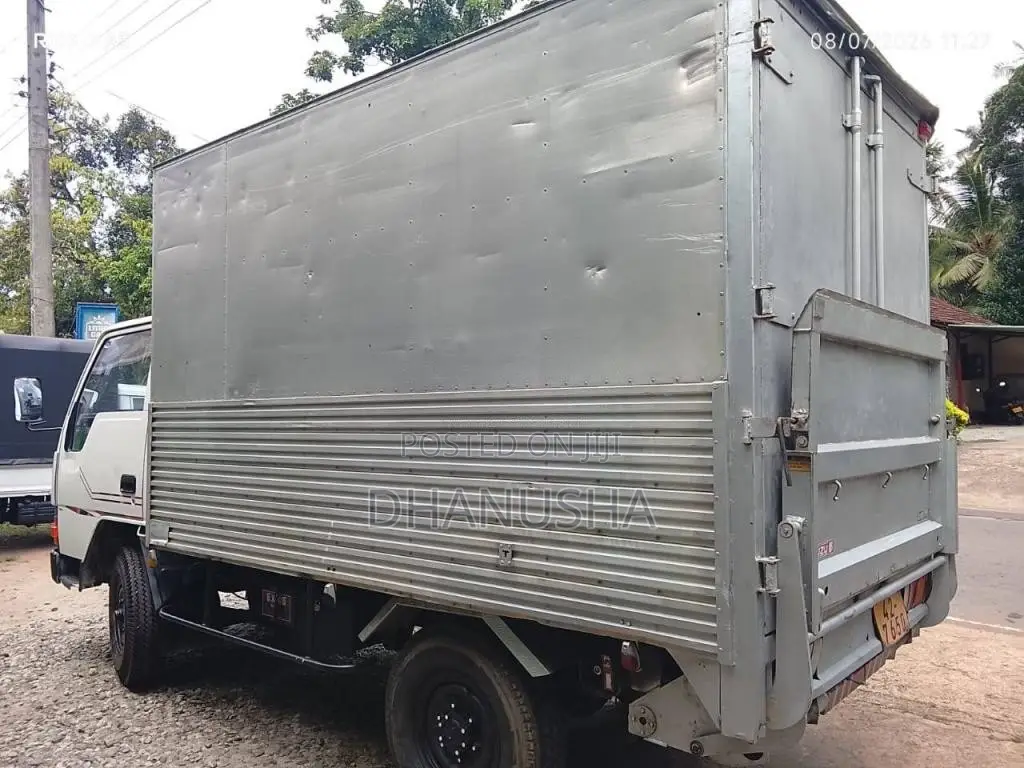 Mitsubishi Canter 1986 Lorry (Used)