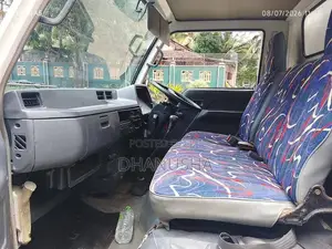 Mitsubishi Canter 1986 Lorry (Used)