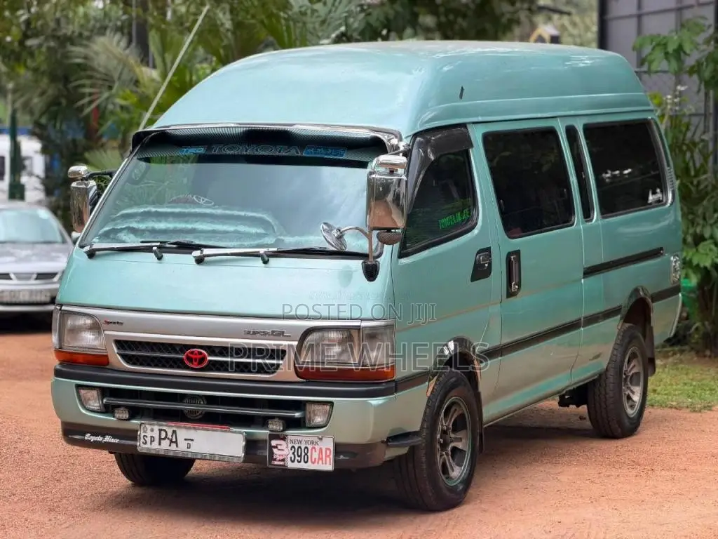 Toyota Hiace Dolphin Super Long 2002 Van (Used)