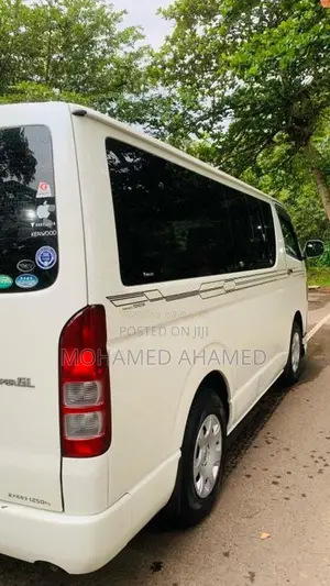 Toyota KDH TRH200GL 2008 Van (Used)