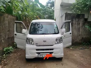 Daihatsu Hijet 2014 Van (Used)
