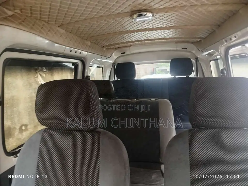 Daihatsu Hijet 2014 Van (Used)