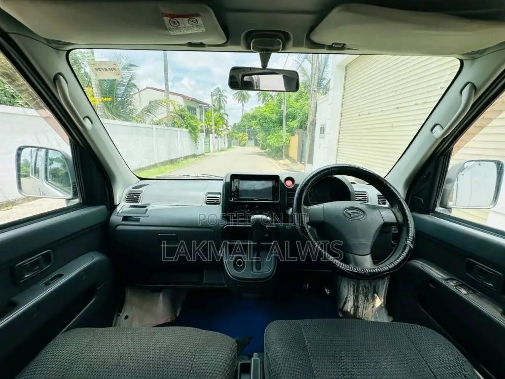 Daihatsu Hijet 2014 Van (Used)