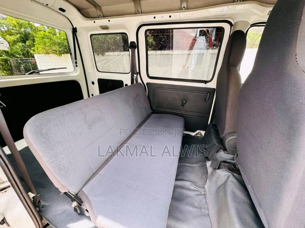 Daihatsu Hijet 2014 Van (Used)