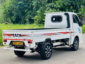 Tata Dimo Lokka 2013 Lorry (Used)