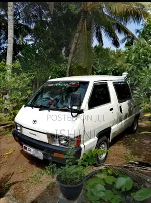 Toyota TownAce 1988 Van (Used)