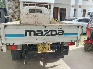 Mazda Bongo R2 1997 Lorry (Used)