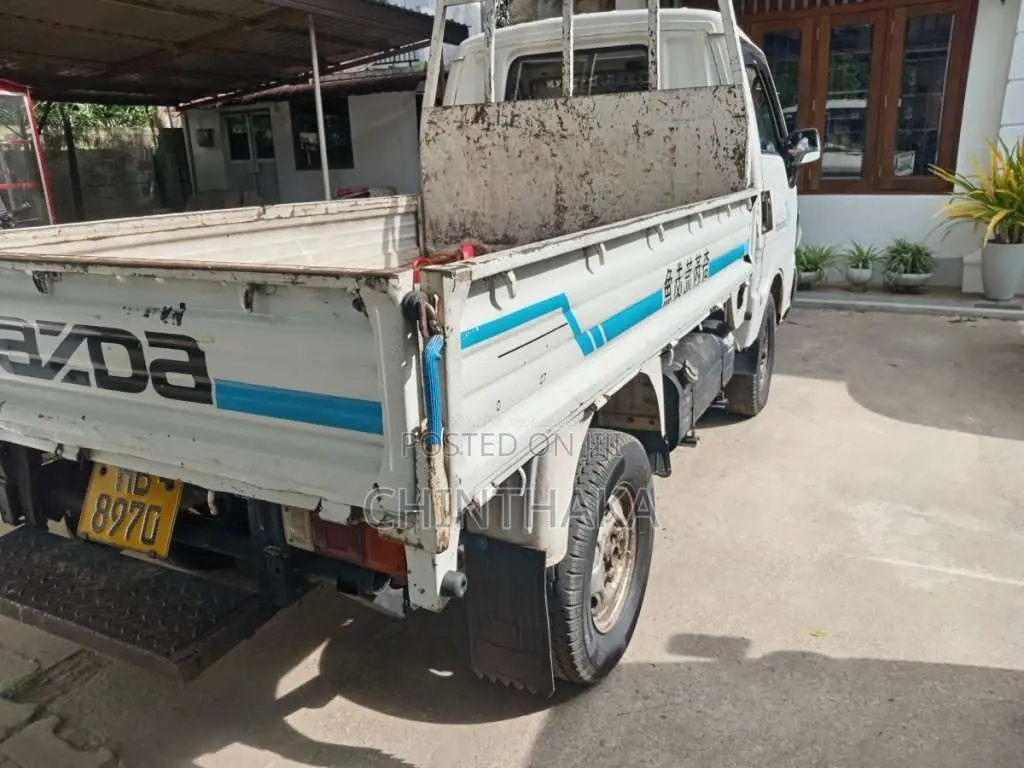 Mazda Bongo R2 1997 Lorry (Used)