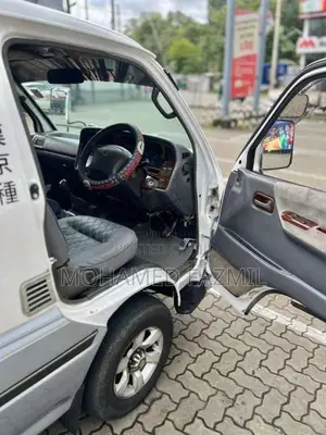 Toyota HIACE 1992 Van (Used)