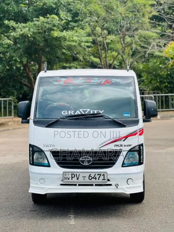 Tata Dimo Lokka 2013 Lorry (Used)