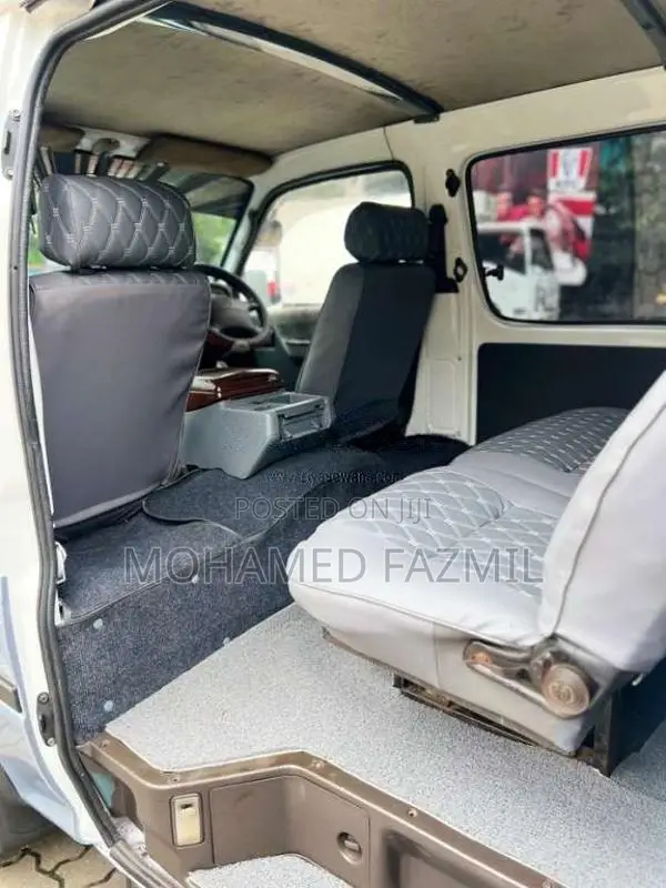 Toyota HIACE 1992 Van (Used)