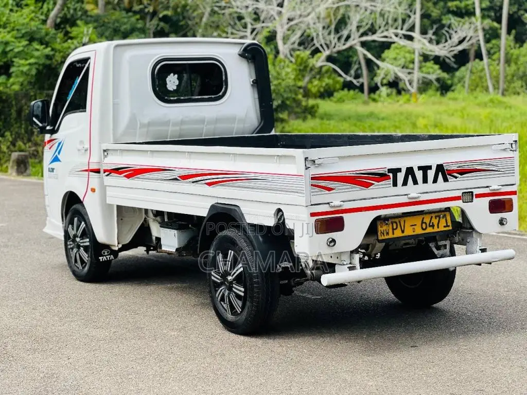 Tata Dimo Lokka 2013 Lorry (Used)